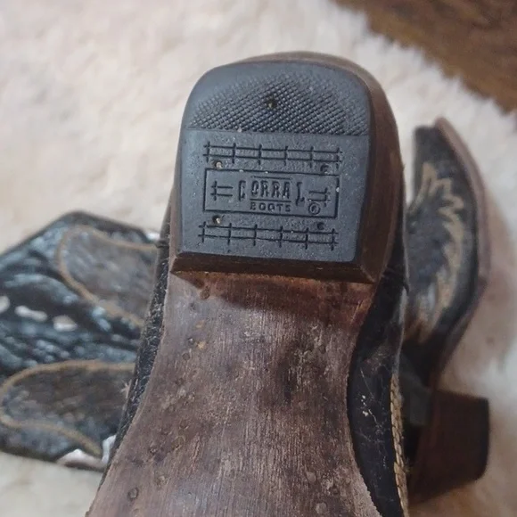Corral Women's Boot Brown Black Size 9.5 Wing & Cross Leather - Picture 10 of 10